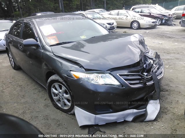 4T1BF3EK7BU621603 - 2011 TOYOTA CAMRY SE/LE/XLE ნაცრისფერი ფოტო 1