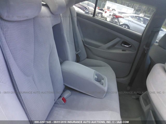 4T1BF3EK7BU621603 - 2011 TOYOTA CAMRY SE/LE/XLE ნაცრისფერი ფოტო 8