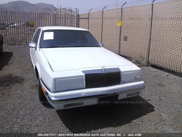 1C3XC66R4LD898621 - 1990 CHRYSLER NEW YORKER C-BODY LANDAU WHITE photo 6