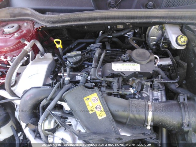 SJKCH5CP9JA059648 - 2018 INFINITI QX30 LUXURY/PREMIUM/SPORT RED photo 10