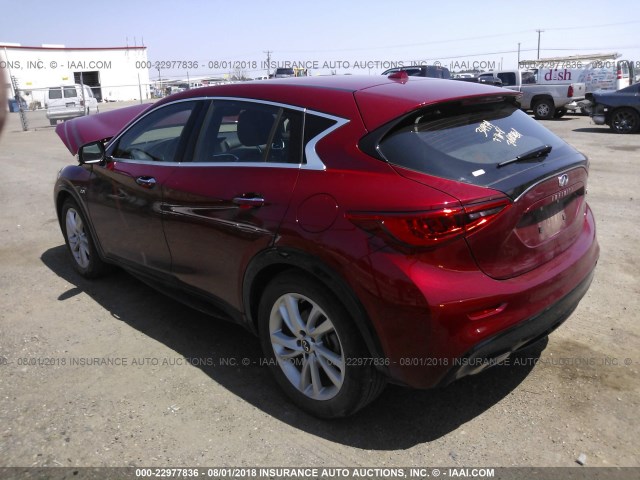 SJKCH5CP9JA059648 - 2018 INFINITI QX30 LUXURY/PREMIUM/SPORT RED photo 3