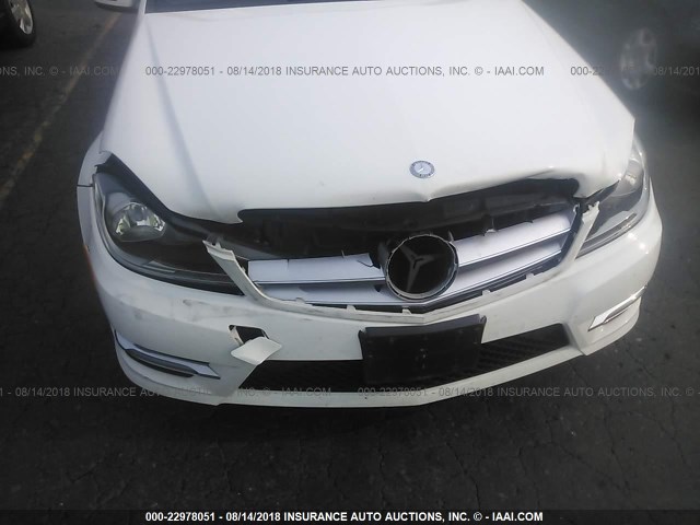 WDDGF4HB9CR211438 - 2012 MERCEDES-BENZ C 250 WHITE photo 6