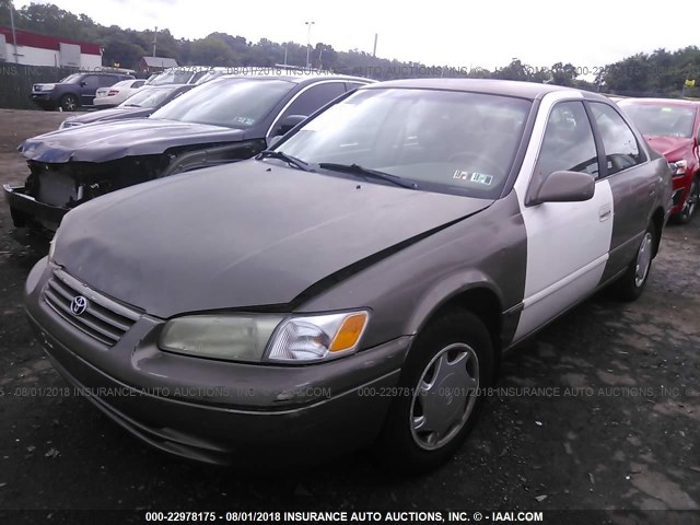 4T1BG22K3XU402723 - 1999 TOYOTA CAMRY CE/LE/XLE ყავისფერი ფოტო 2