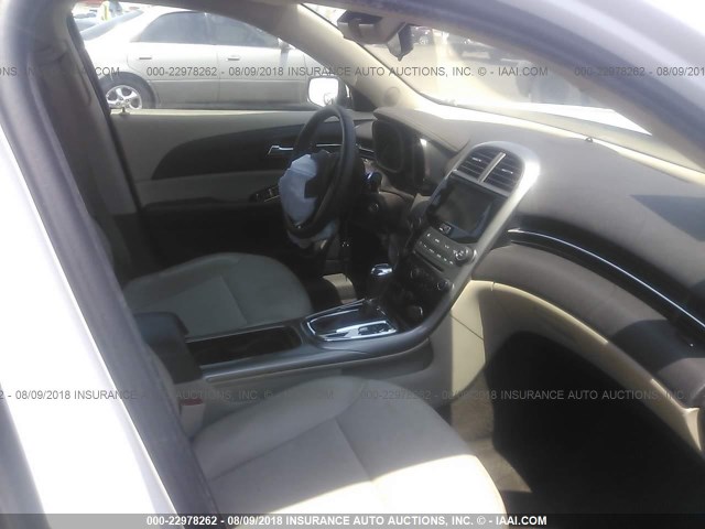 1G11D5RR3DF106607 - 2013 CHEVROLET MALIBU 1LT 白色 照片 5