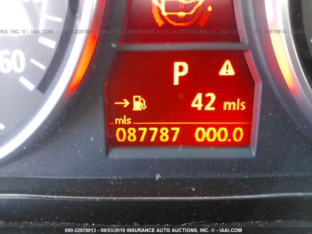 WBAVB17576NK35799 - 2006 BMW 325 I AUTOMATIC ვერცხლისფერი ფოტო 7