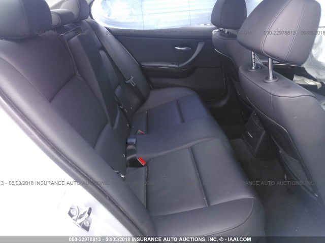 WBAVB17576NK35799 - 2006 BMW 325 I AUTOMATIC ვერცხლისფერი ფოტო 8