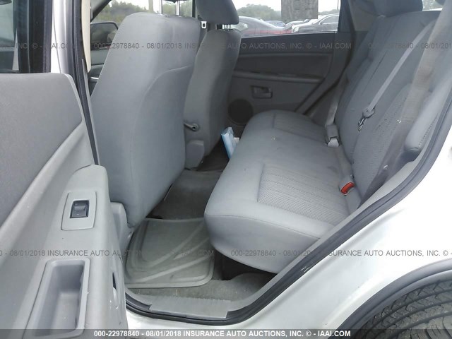 1J4HR48N25C540899 - 2005 JEEP GRAND CHEROKEE LAREDO/COLUMBIA/FREEDOM 银色 照片 8