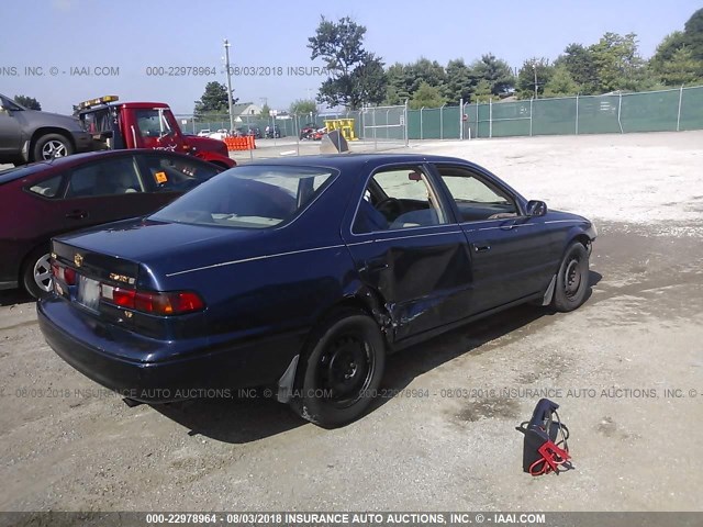 4T1BF22K2VU919267 - 1997 TOYOTA CAMRY CE/LE/XLE 蓝色 照片 4