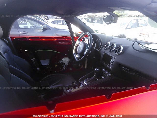 TRUS1AFK6F1001103 - 2015 AUDI TTS RED photo 5