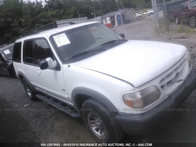 1FMDU72X4YZB33646 - 2000 FORD EXPLORER XLS WHITE photo 1