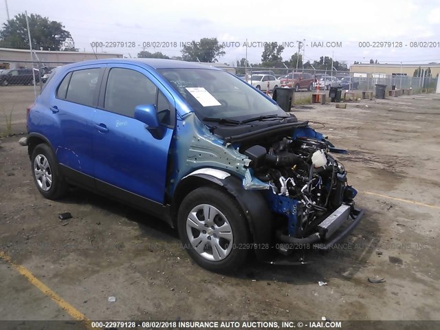 KL7CJKSB0GB621268 - 2016 CHEVROLET TRAX LS BLUE photo 1