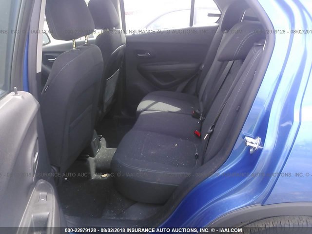 KL7CJKSB0GB621268 - 2016 CHEVROLET TRAX LS BLUE photo 8