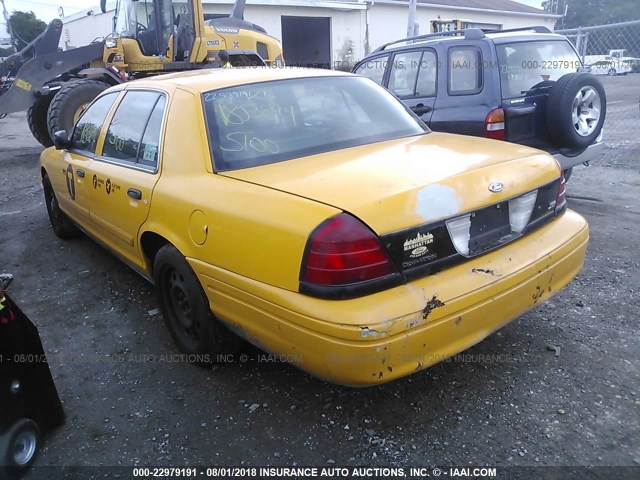 2FABP7AVXBX166284 - 2011 FORD CROWN VICTORIA S YELLOW photo 6