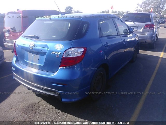 2T1KE40E39C006679 - 2009 TOYOTA COROLLA MATRIX S BLUE photo 4