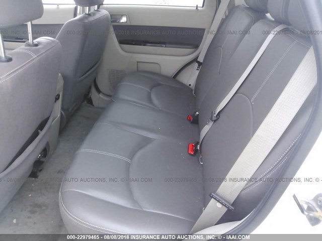 4F2CY9GG5AKM02700 - 2010 MAZDA TRIBUTE S WHITE photo 8