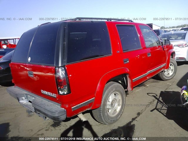 1GNEK13R6WJ360819 - 1998 CHEVROLET TAHOE K1500 RED photo 4