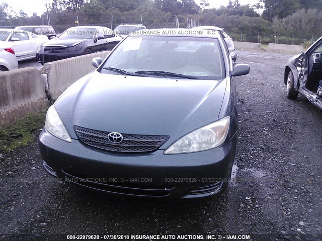 4T1BE32K02U590718 - 2002 TOYOTA CAMRY LE/XLE/SE 绿色 照片 6