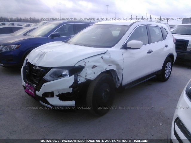 5N1AT2MT3JC730153 - 2018 NISSAN ROGUE S/SL WHITE photo 2