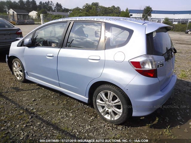 JHMGE8H46AC003778 - 2010 HONDA FIT SPORT Light Blue photo 3