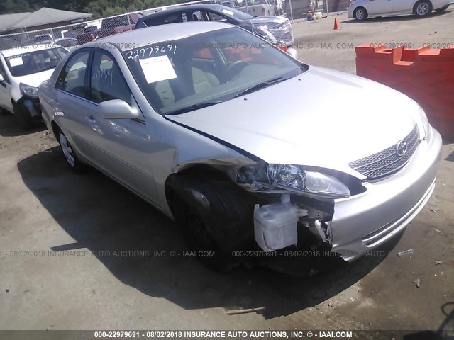 4T1BE32K94U792055 - 2004 TOYOTA CAMRY LE/XLE/SE Gümüş foto 1
