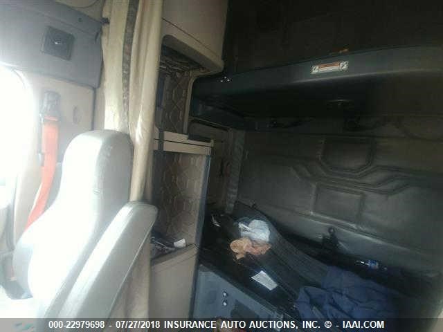 1FUJGLDR1CSBA3857 - 2012 FREIGHTLINER CASCADIA 125  Unknown photo 7