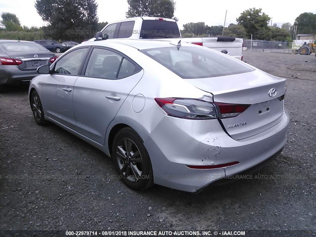 5NPD84LF7JH305257 - 2018 HYUNDAI ELANTRA SEL/VALUE/LIMITED SILVER photo 3