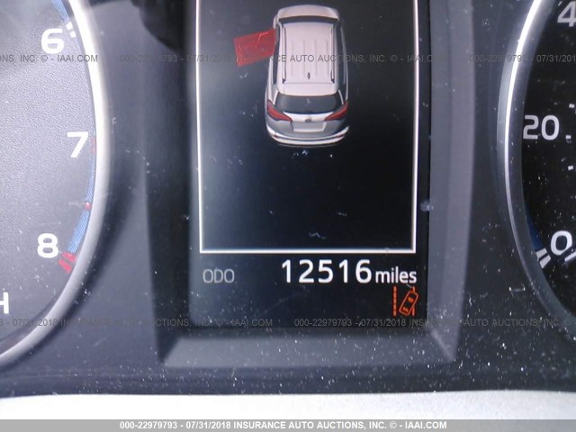 2T3RFREV9JW730095 - 2018 TOYOTA RAV4 ADVENTURE/XLE 银色 照片 7