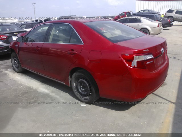 4T1BD1FK6CU011363 - 2012 TOYOTA CAMRY HYBRID/LE/XLE RED photo 3