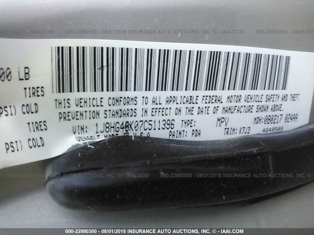 1J8HG48K07C511396 - 2007 JEEP COMMANDER GRAY photo 9