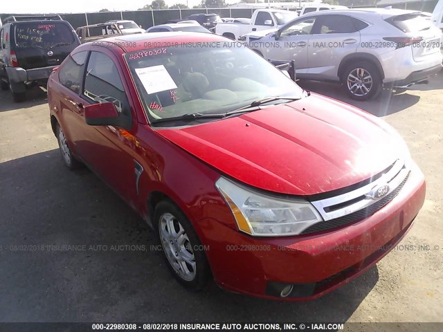 1FAHP33N08W111329 - 2008 FORD FOCUS SE/SEL/SES RED photo 1