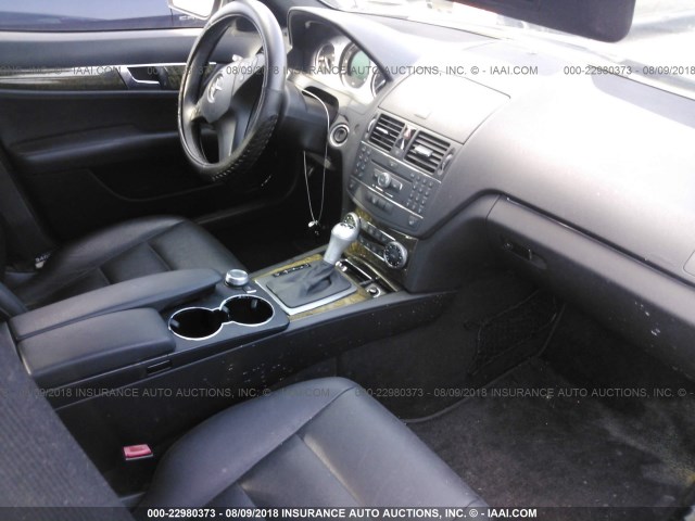 WDDGF56X18F112514 - 2008 MERCEDES-BENZ C 350 SILVER photo 5