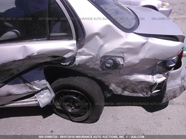 1NXBR12E1YZ339928 - 2000 TOYOTA COROLLA VE/CE/LE SILVER photo 6