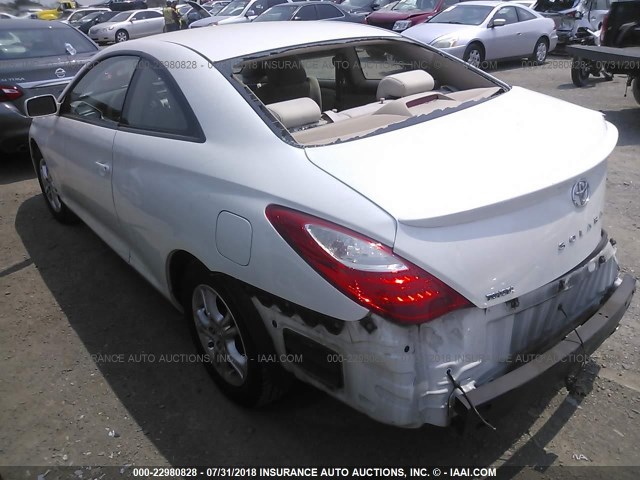 4T1CA30P98U146907 - 2008 TOYOTA CAMRY SOLARA SE/SLE/SPORT WHITE photo 3