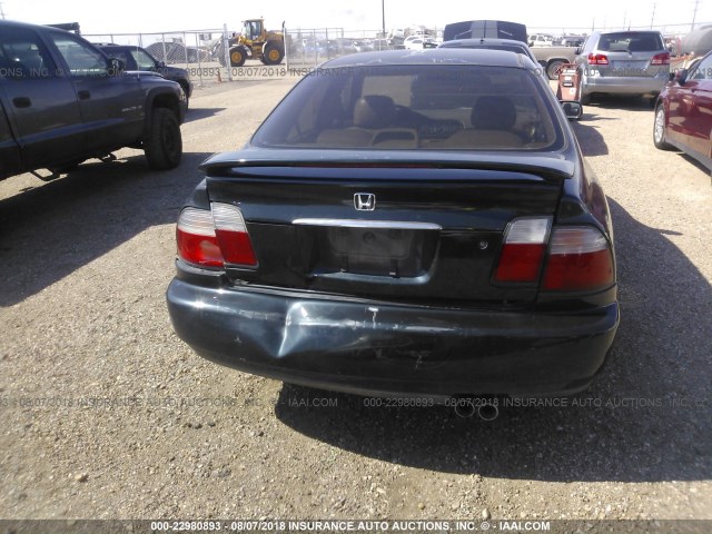 1HGCE6677VA023154 - 1997 HONDA ACCORD EX/EX-R GREEN photo 6