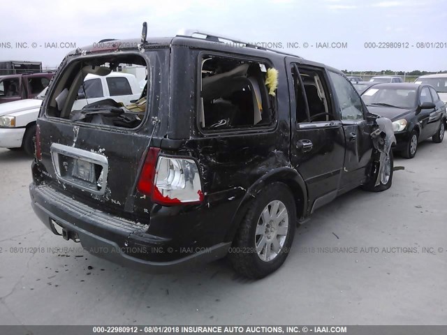 5LMFU28R03LJ25265 - 2003 LINCOLN NAVIGATOR BLACK photo 4