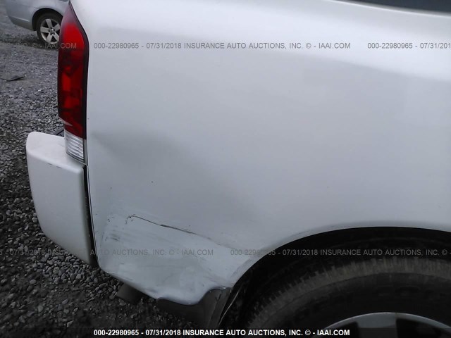 5N1AA08A04N709479 - 2004 NISSAN ARMADA SE/LE WHITE photo 6