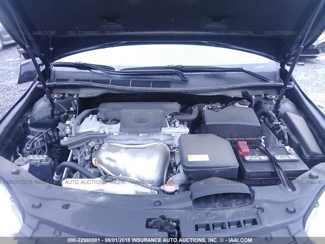 4T4BF1FK5GR542124 - 2016 TOYOTA CAMRY LE/XLE/SE/XSE 蓝色 照片 10