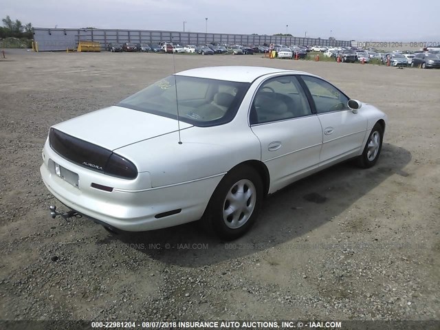 1G3GR62C9W4113722 - 1998 OLDSMOBILE AURORA WHITE photo 4