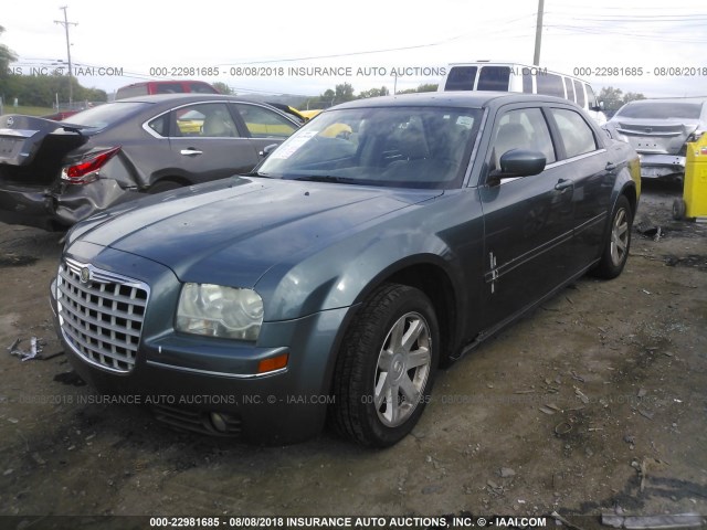 2C3AA53G55H566718 - 2005 CHRYSLER 300 TOURING GRAY photo 2