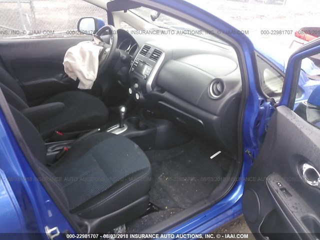 3N1CE2CP2EL430631 - 2014 NISSAN VERSA NOTE S/S PLUS/SV/SL BLUE photo 5