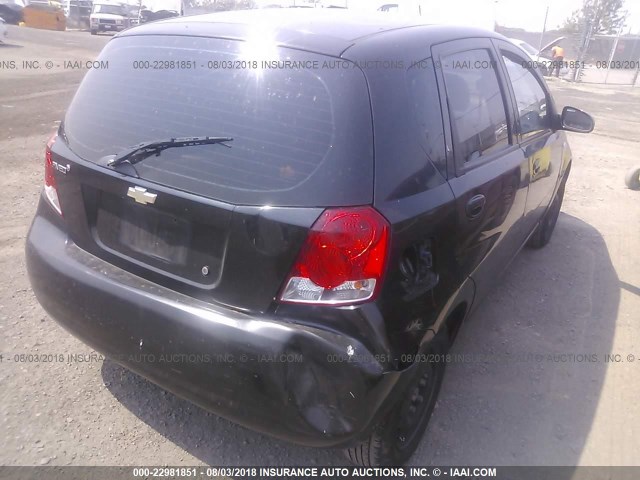 KL1TD66687B763793 - 2007 CHEVROLET AVEO LS BLACK photo 4