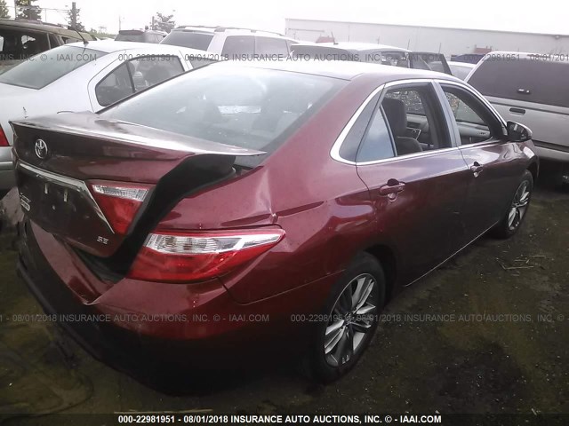 4T1BF1FK3FU955331 - 2015 TOYOTA CAMRY LE/XLE/SE/XSE RED photo 4
