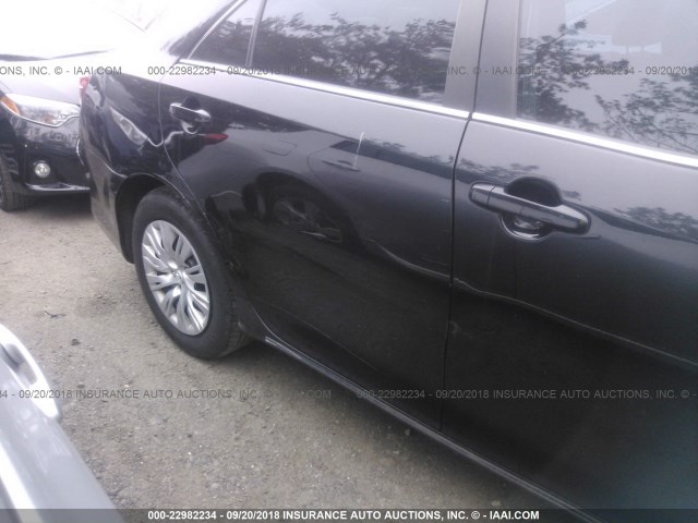 4T1BF1FK4DU273734 - 2013 TOYOTA CAMRY L/SE/LE/XLE Qara foto 6