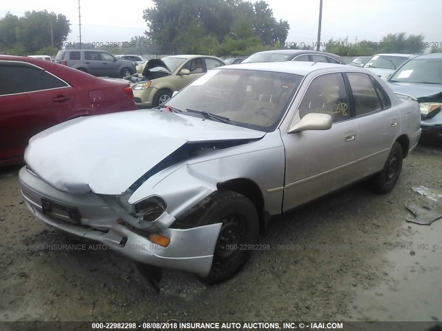 4T1SK12E1SU635351 - 1995 TOYOTA CAMRY LE SILVER photo 2