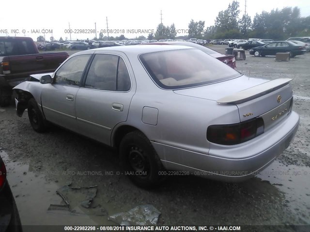 4T1SK12E1SU635351 - 1995 TOYOTA CAMRY LE SILVER photo 3