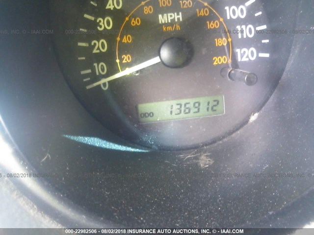 KL1TJ52604B258237 - 2004 CHEVROLET AVEO LS WHITE photo 7