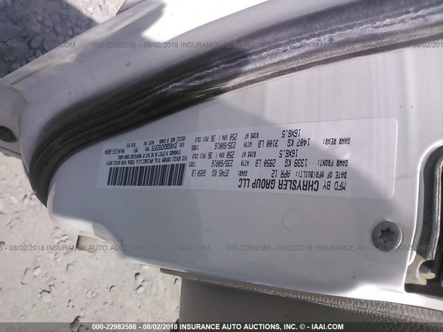 2C4RDGBGXCR323576 - 2012 DODGE GRAND CARAVAN SE WHITE photo 9