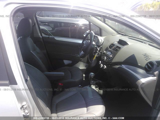 KL8CB6S90EC526617 - 2014 CHEVROLET SPARK LS SILVER photo 5