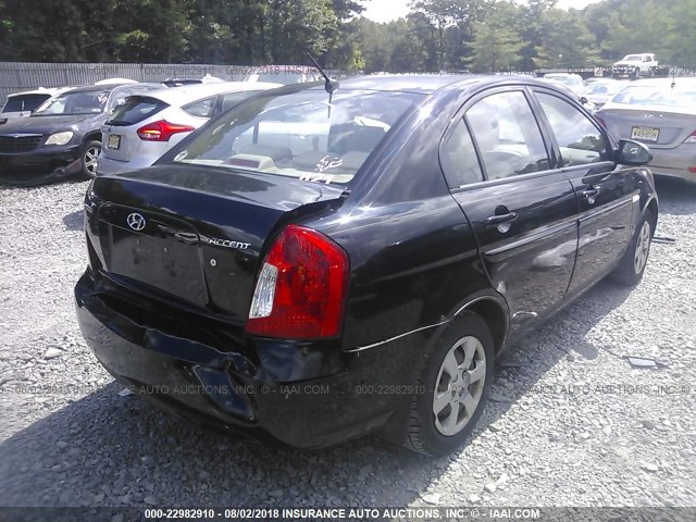 KMHCN46C07U106891 - 2007 HYUNDAI ACCENT BLACK photo 4