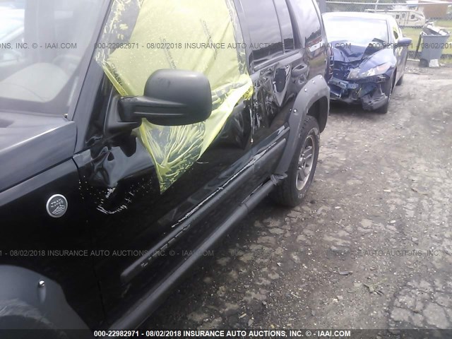 1J4GL38K86W119766 - 2006 JEEP LIBERTY RENEGADE BLACK photo 6